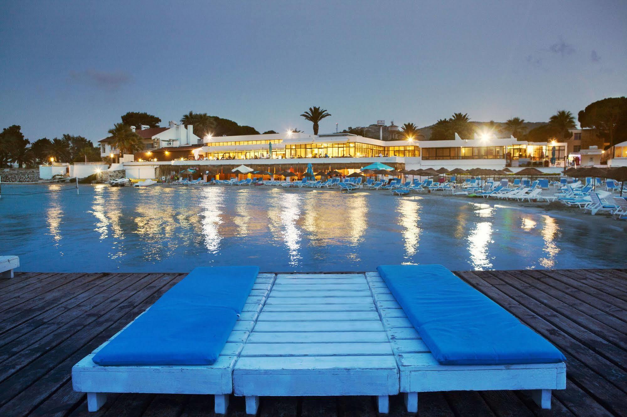 A 11 Hotel Çeşme Exterior foto